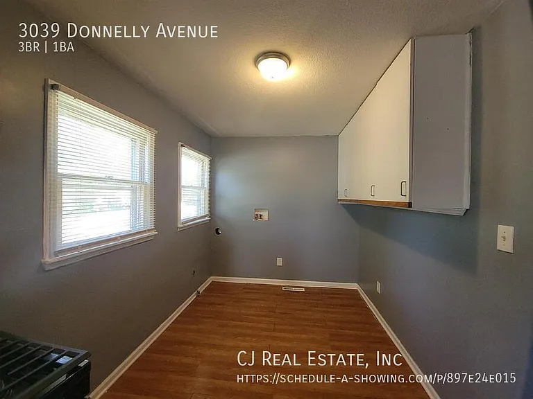 3039 Donnelly Ave — Photo 5