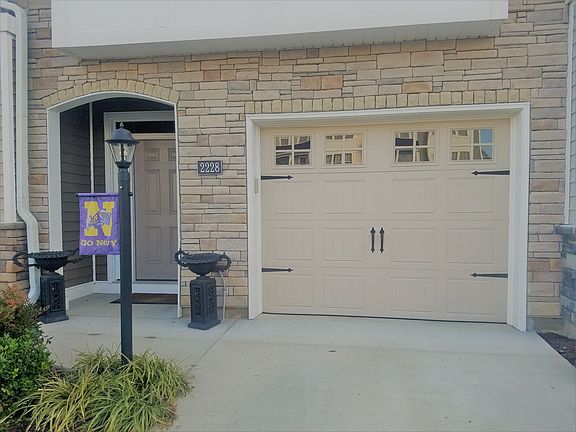 2nd image of 2228 Perennial Cir