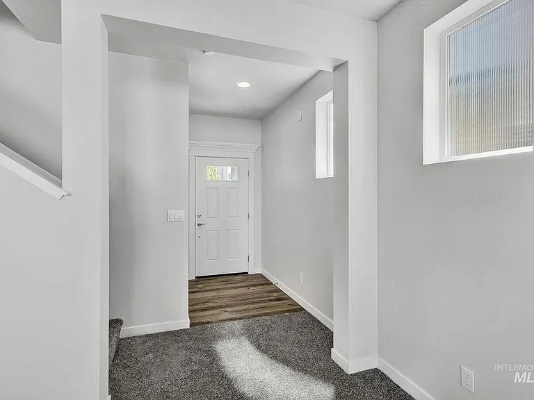 3068 N Laughridge Ave — Photo 3