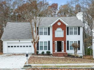 655 Simon Ive Dr, Lawrenceville, GA 30045