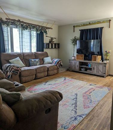 2nd image of 2325 Dawnshire Dr