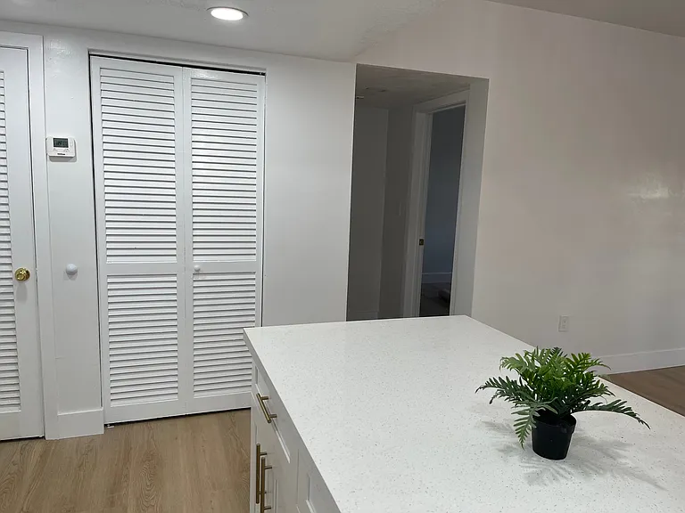 9175 SW 77th Ave #304 — Photo 6