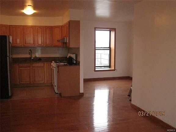 2nd image of 1 Orange Ave APT 4