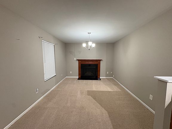 5th image of 722 Sinclair Dr