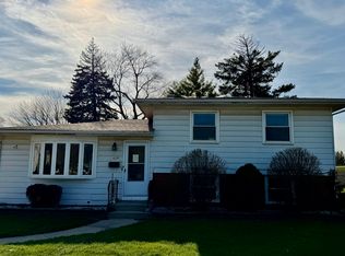17526 Shirley Dr, Lansing, IL