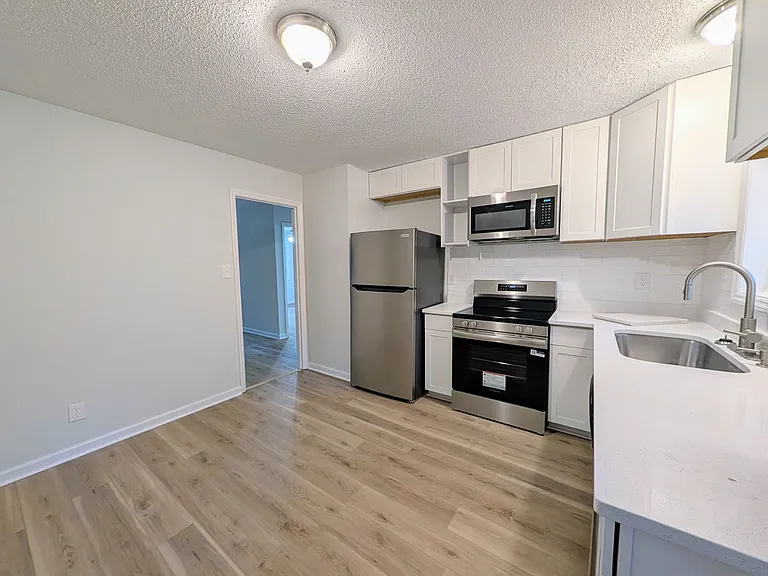 34 N Circle Dr — Photo 8