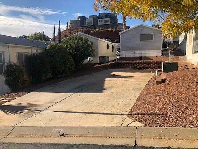 1st image of 840 N Twin Lakes Dr