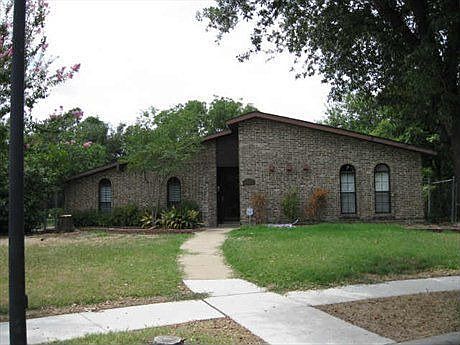 1st image of 1386 Applegate Dr