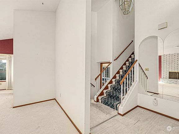 3rd image of 1828 N Baltimore Street
