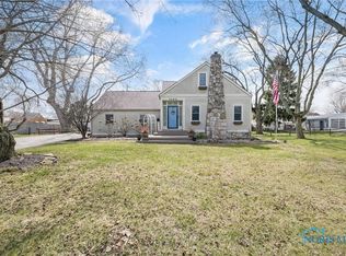 3063 Schneider Rd, Toledo, OH 43614