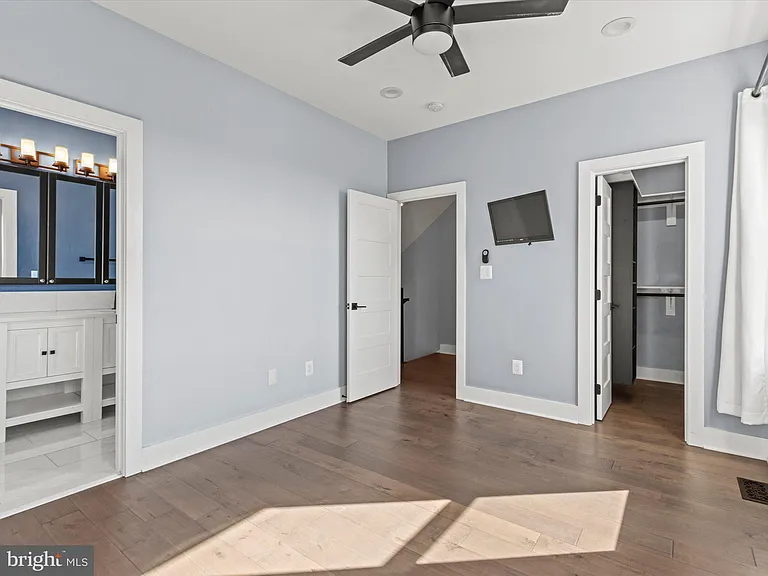 1267 Penn St NE #B — Photo 10