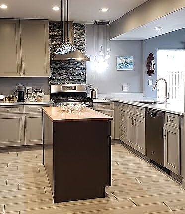 3rd image of 11361 NW 29th St