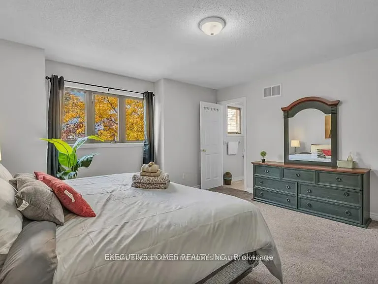 1245 Stephenson Dr #17 — Photo 17