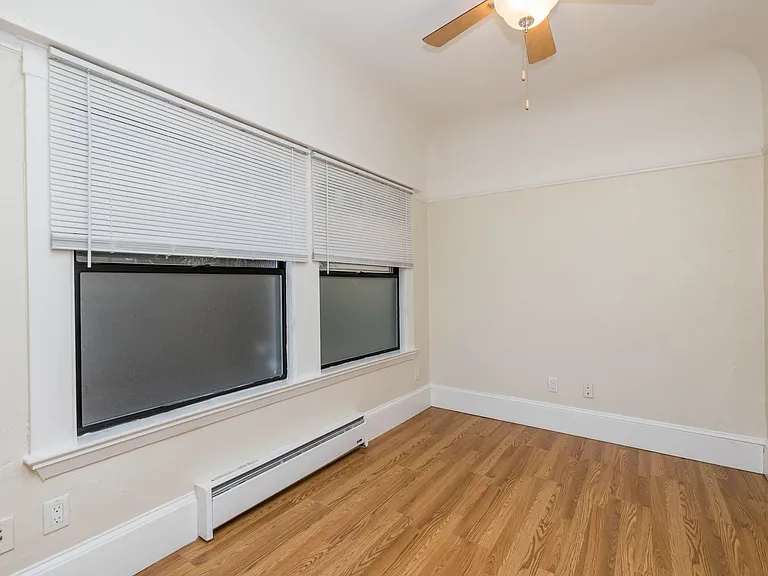 Vue De Lac Apartments — Photo 27