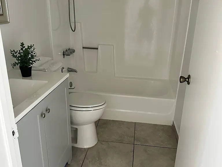 6623 Woodley Ave #213 — Photo 11