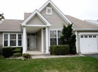 22 Fountain View Dr, Barnegat, NJ 08005