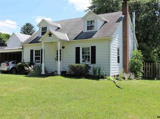 14 Cedar Valley Rd, New Park, PA 17352