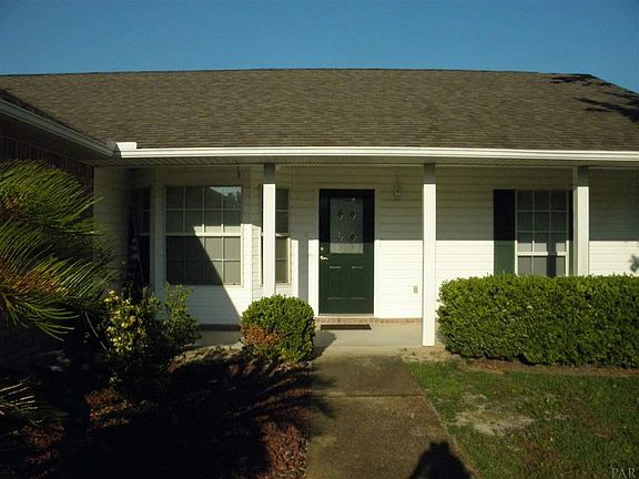 2nd image of 1570 Oak Dr