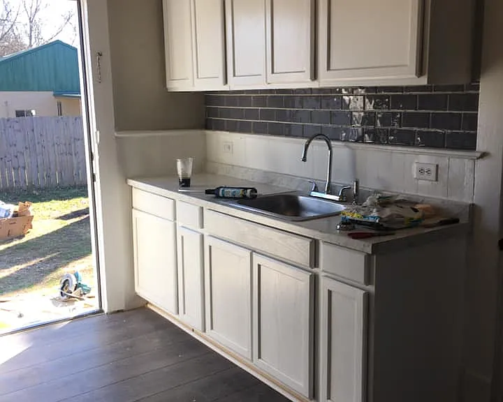 735 Beechwood Ave — Photo 4