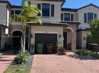 3382 W 112th St, Hialeah, FL 33018