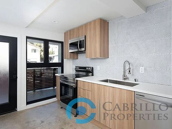 5th image of 3680 Alabama St #13