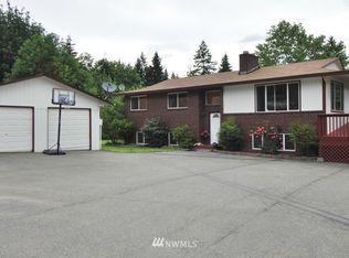 970 NW Mountain View Rd, Poulsbo, WA 98370