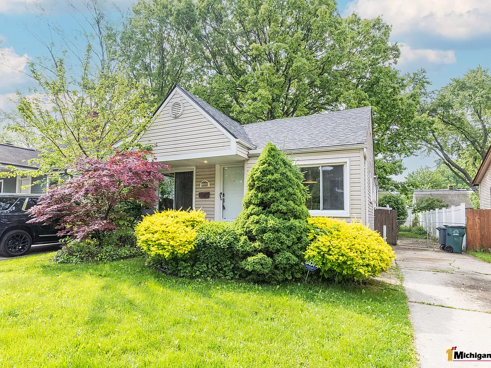 1564 Cole Ave