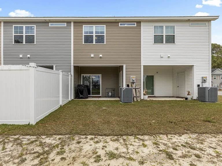 3 Jaydn Dr W — Photo 20