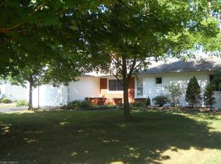 89 Bryn Mawr Dr, Painesville, OH 44077