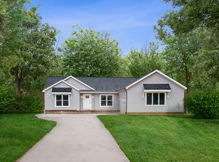 3673 Crooks Rd, Rochester Hills, MI 48309