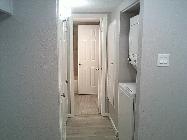 13427 Garden Grv #ST750 — Photo 16