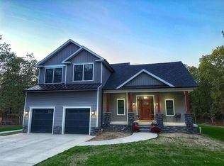 2538 5th Ave, Hammonton, NJ 08037