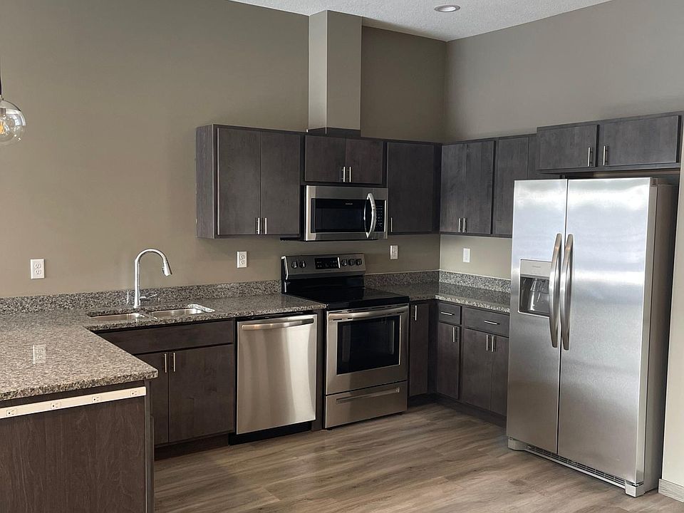 1st image of 10200 Goldenrod St NW #203-219-32