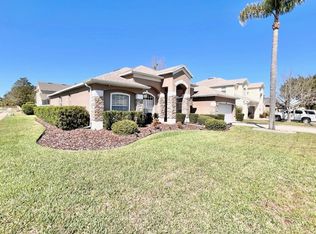 368 Oak Springs Dr, Debary, FL 32713