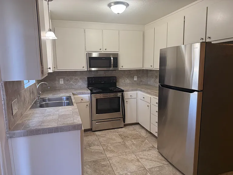 125 Amberidge Dr — Photo 9