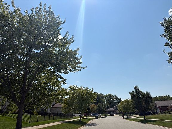 5th image of 15239 Olympic Ln