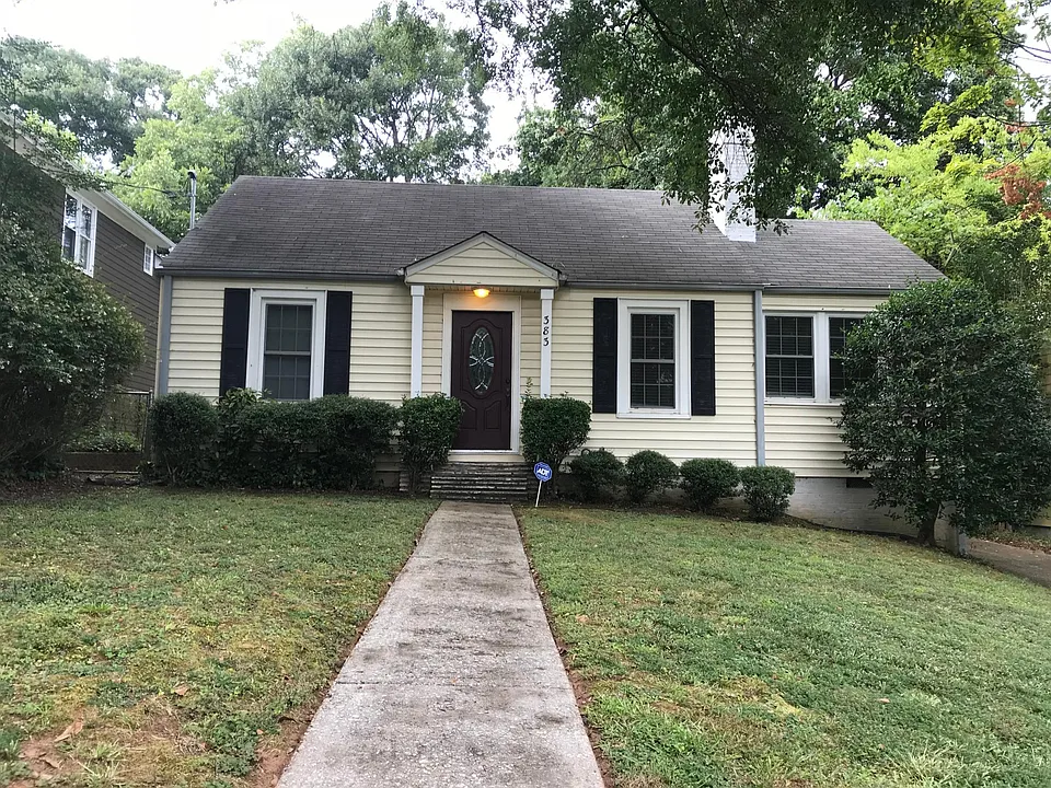 383 Deering Rd NW