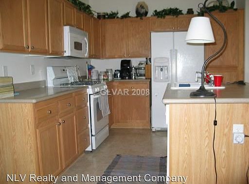 2nd image of 9822 Delta Lake Ct