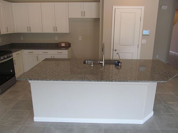 5th image of 8324 S Miller Ln