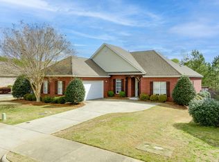 1739 Vfw Rd, Auburn, AL 36832