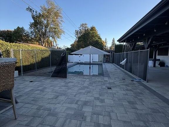 2nd image of 7656 Capistrano Ave