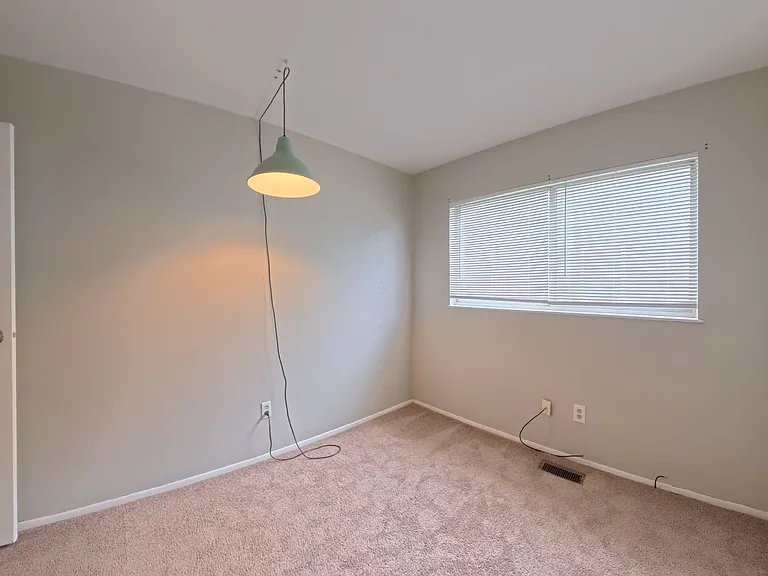 1101 W Nixon Dr — Photo 12
