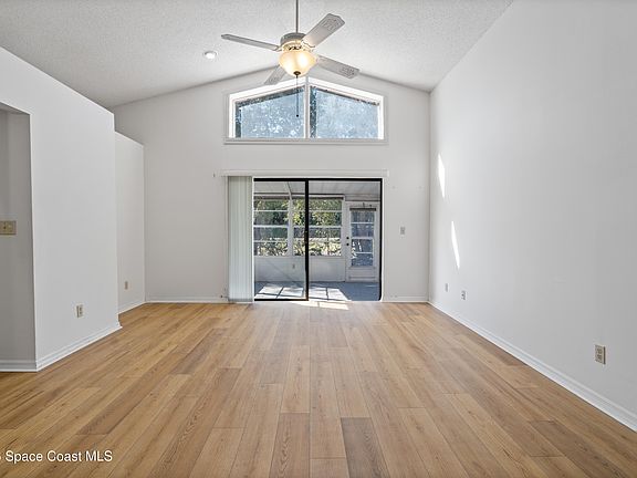 3rd image of 3474 Floral Palm Blvd