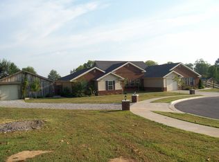 124 Palmer Ct, Danville, KY 40422