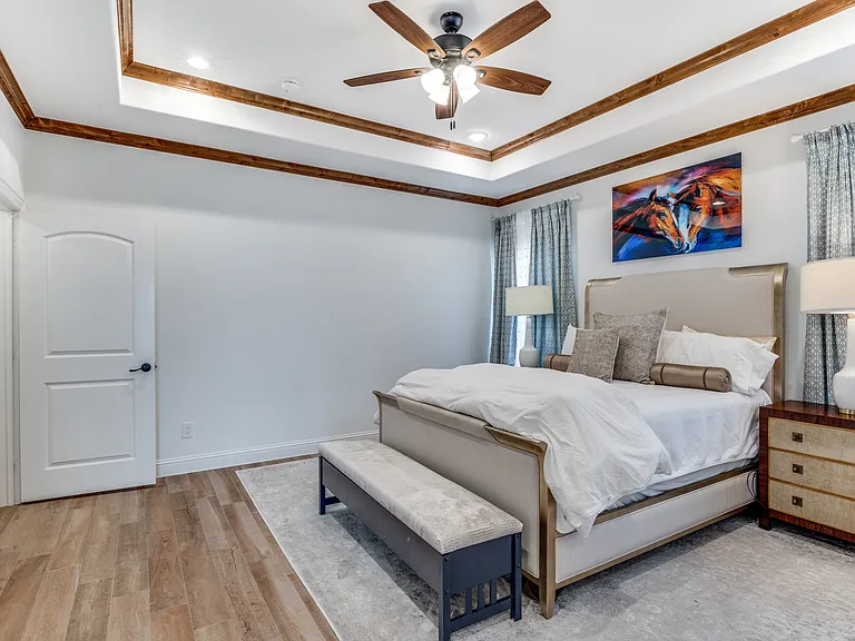 250 Alondrita St — Photo 10