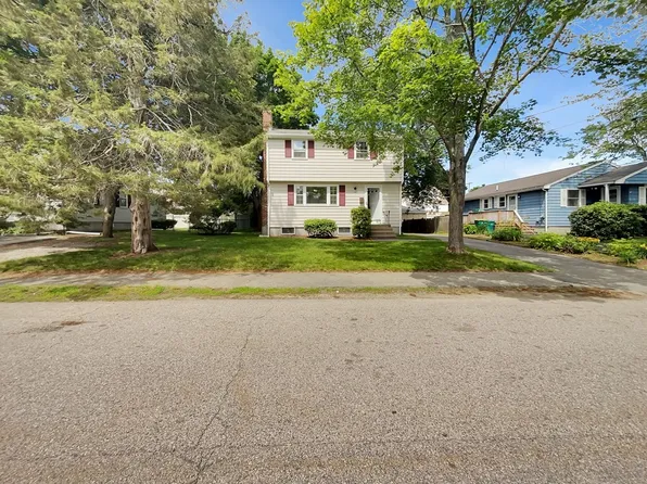 81 Jacobsen Dr, Norwood, MA 02062