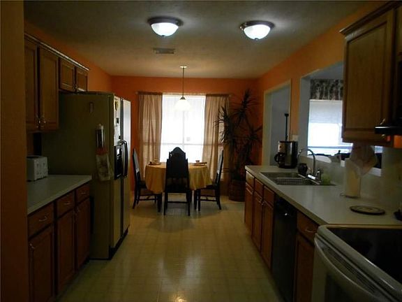 5th image of 5005 Archway Dr