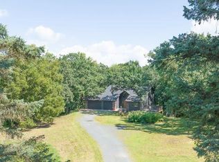 1094 Golden Oaks Ln, Hudson, WI 54016