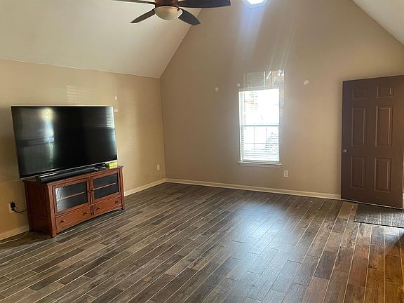 5th image of 6557 Sungate Dr S