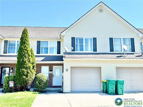 1319 Mohr Cir Photo 1